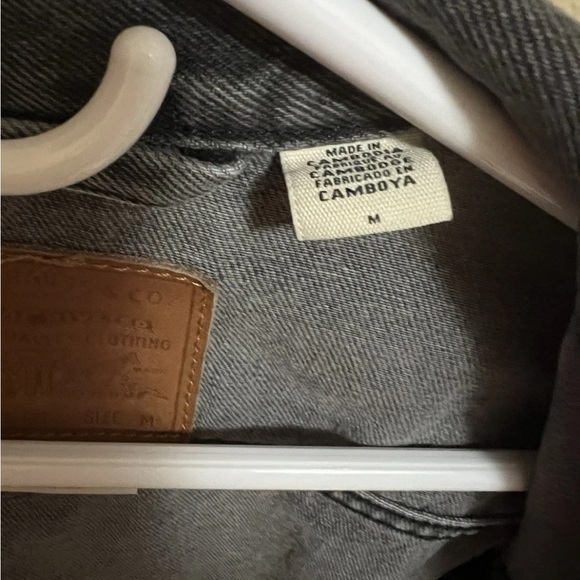 Levi’s Premium Men’s Trucker Jacket – Washed Black Denim Big E Size M EXC - Picture 4 of 13